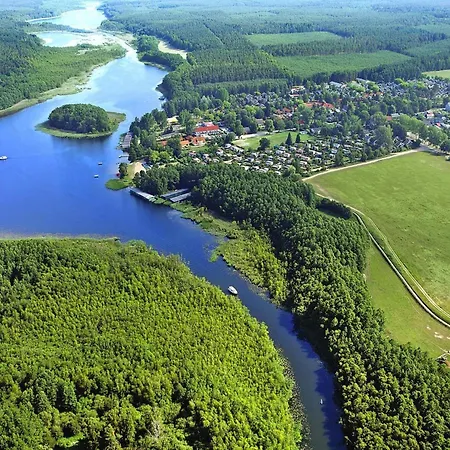Ferienhaus Doppelbungalow Mit Terrasse Im Mirow Granzow