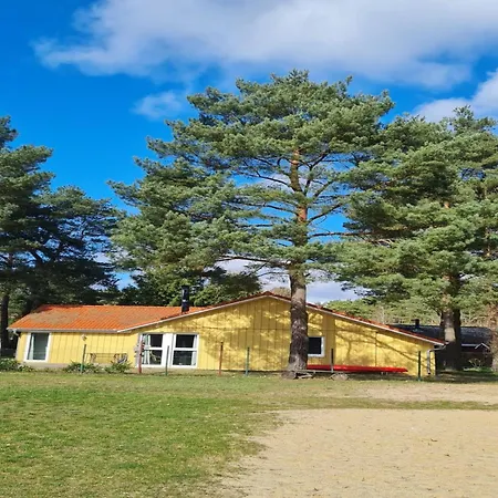 Doppelbungalow Mit Terrasse Im Mirow