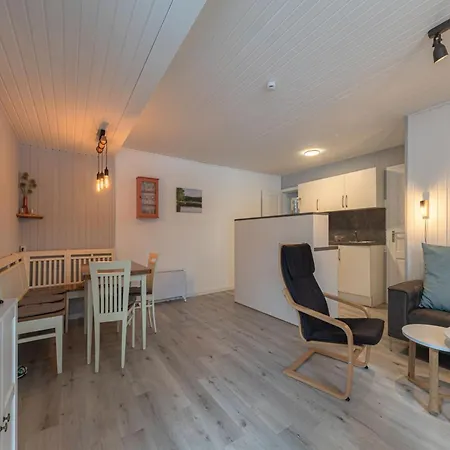 Ferienhaus Doppelbungalow Mit Terrasse Im Mirow