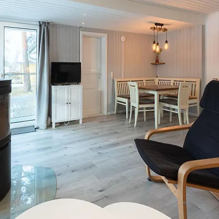 Doppelbungalow Mit Terrasse Im Mirow Granzow