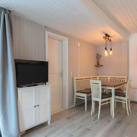 Doppelbungalow Mit Terrasse Im Mirow Ferienhaus