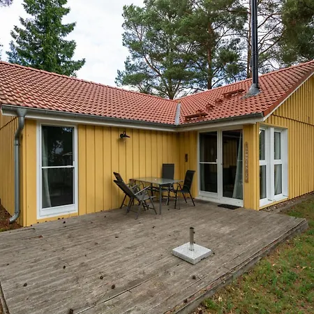 Doppelbungalow Mit Terrasse Im Mirow Ferienhaus